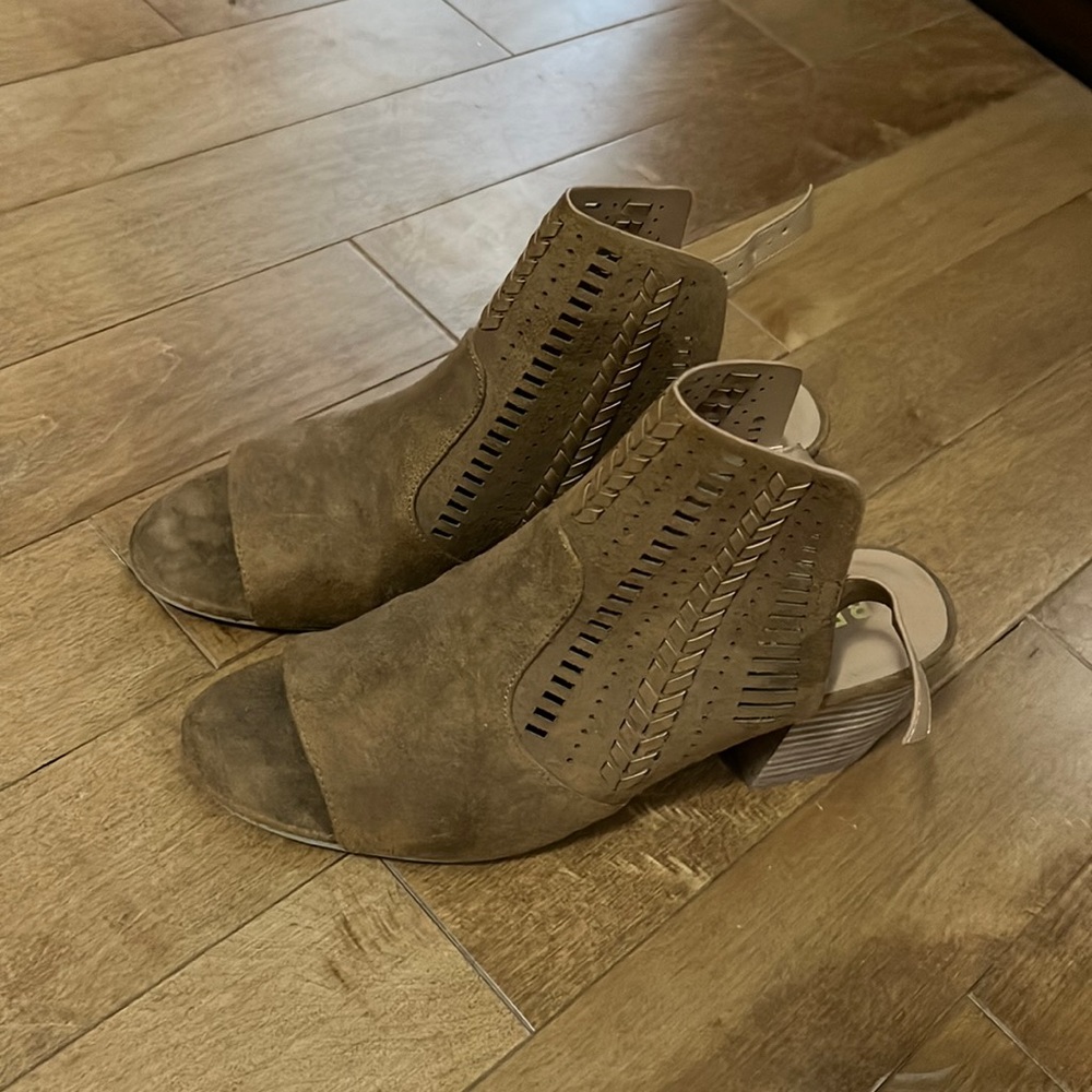 Cute heels